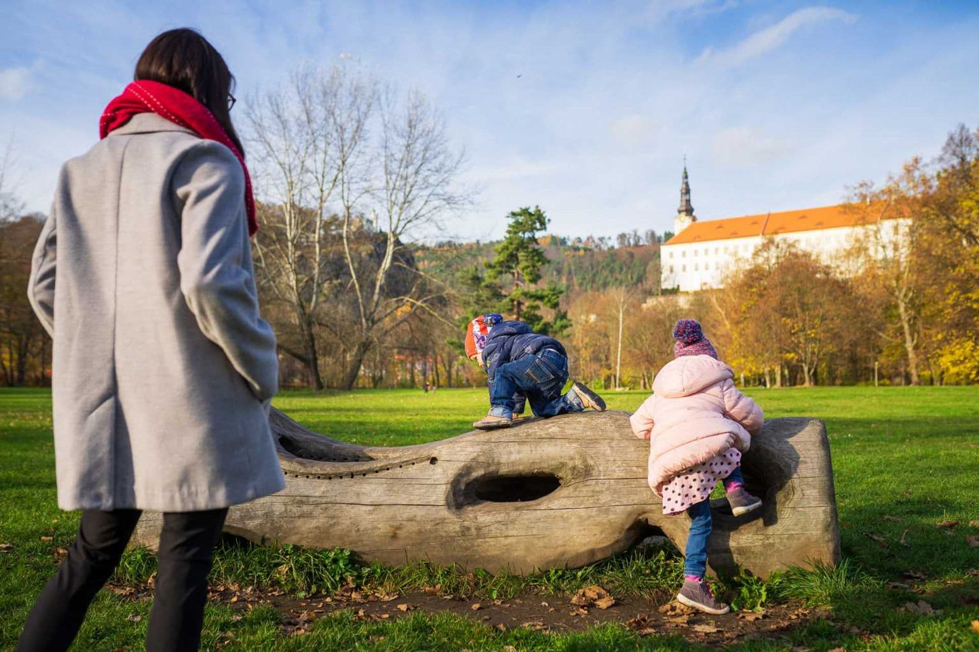 Cesta za pokladem